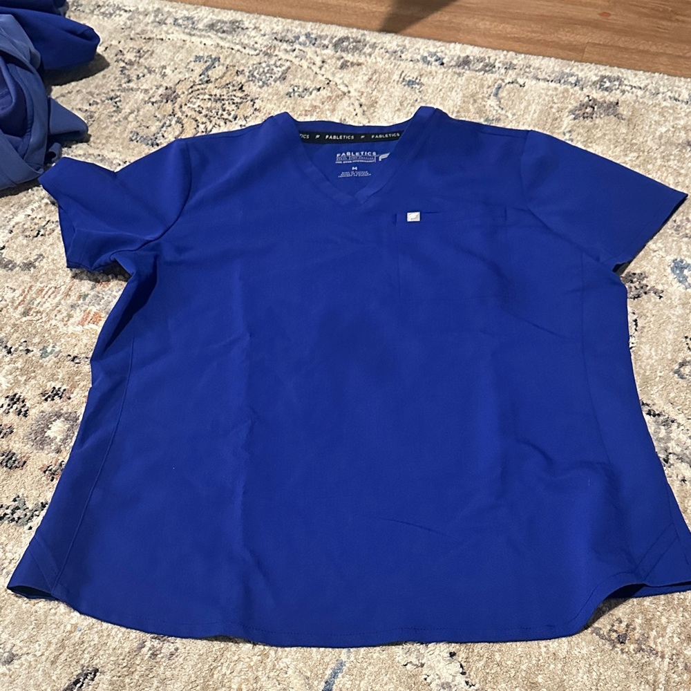 Fabletics Galaxy Blue Scrub Top size Medium